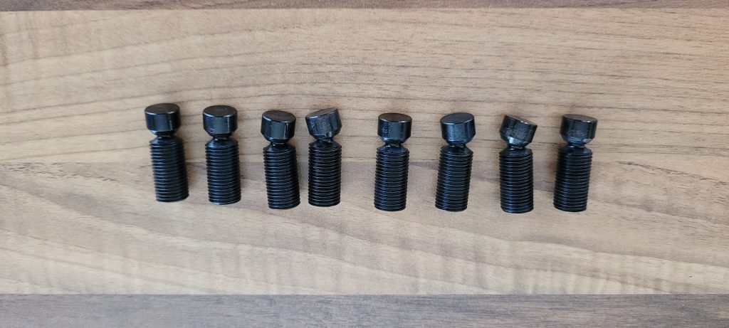 Ventileinstellschrauben M10 mit Kugelkopf